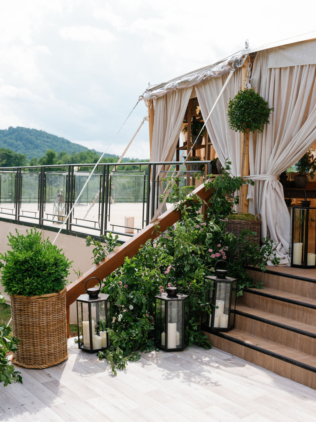 Stages, Steps, Ramps, & Railings