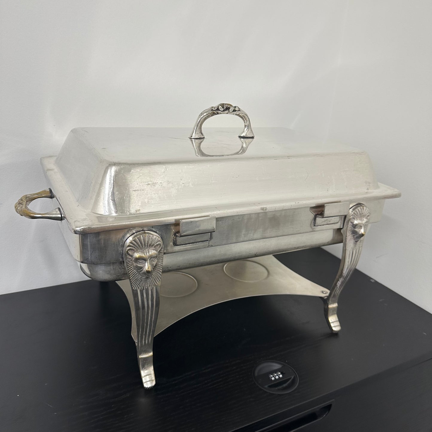 Chafer – Silver Rectangular 8QT